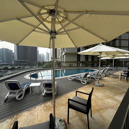 Dunya Tower Luxury And 2 Min Walk To Dubai Mall And Burj Khalifa In Heart Of Downtown Extérieur photo