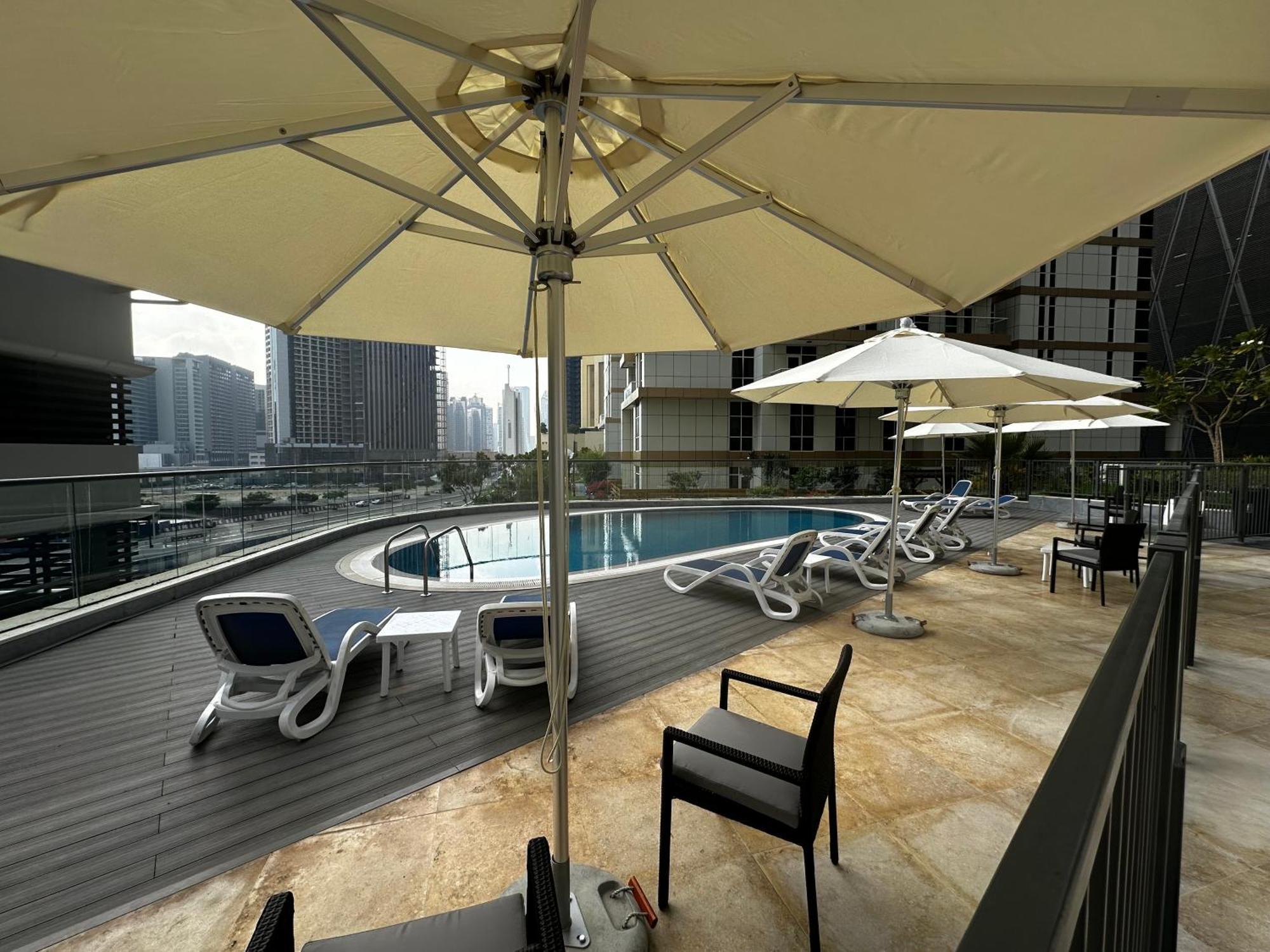 Dunya Tower Luxury And 2 Min Walk To Dubai Mall And Burj Khalifa In Heart Of Downtown Extérieur photo